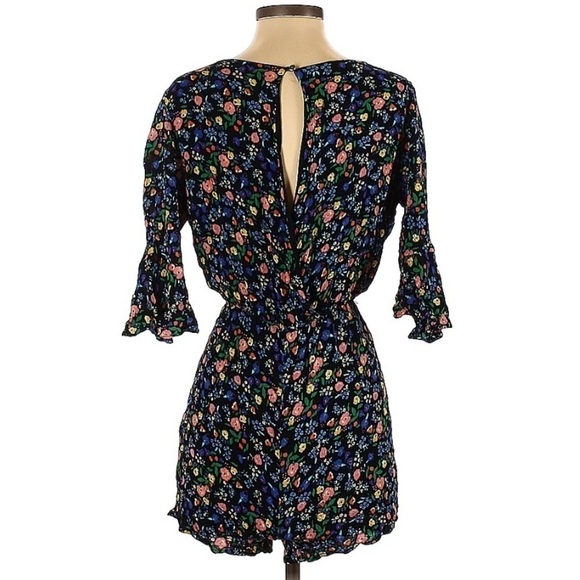 Everly Floral Romper | SIZE S - Picture 2 of 4